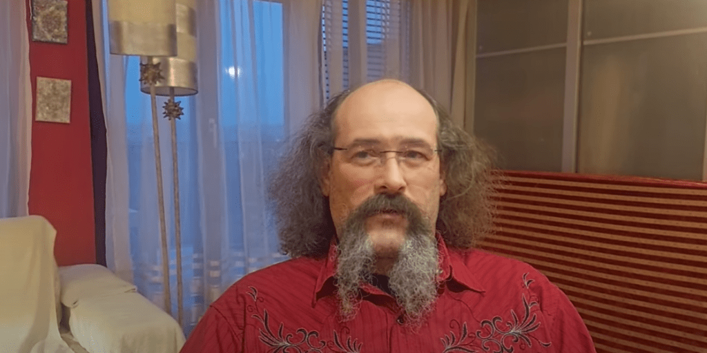 KÖZHATALMI VÁLSÁG